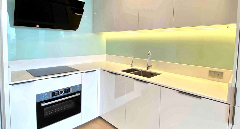 For rent 2 bedrooms condo in Sathon, Bangkok