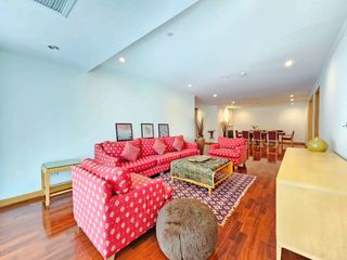 For rent 3 bedrooms condo in Khlong Toei, Bangkok