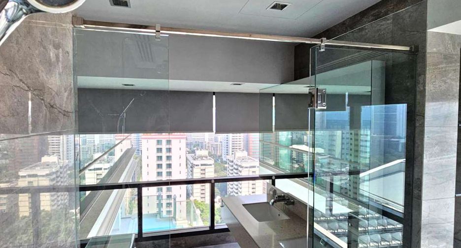For rent 3 bedrooms condo in Watthana, Bangkok