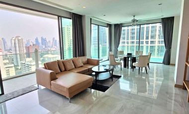 For rent 3 bedrooms condo in Watthana, Bangkok