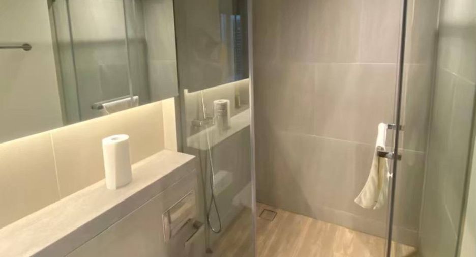 Condo en alquiler de 2 habitaciones en Sathon, Bangkok