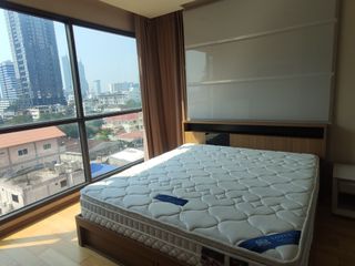 For rent 2 ベッドルーム condo in Sathon, Bangkok