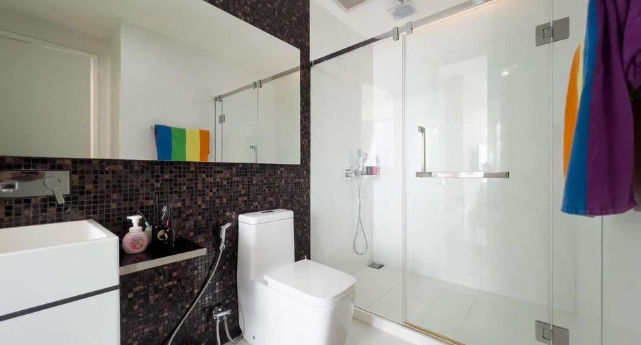 For rent 2 ベッドルーム condo in Khlong Toei, Bangkok