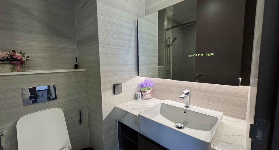 Wohnung zur Miete mit 2 Zimmer in Watthana, Bangkok