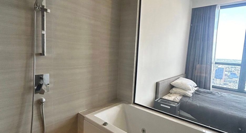 For rent 1 bed condo in Watthana, Bangkok