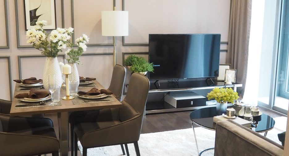 For rent and for sale 2 bedrooms condo in Pathum Wan, Bangkok