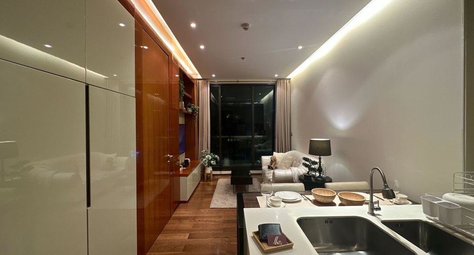 For rent 1 bed condo in Khlong Toei, Bangkok