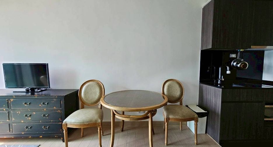 Condo en alquiler de 1 habitaciones en Watthana, Bangkok