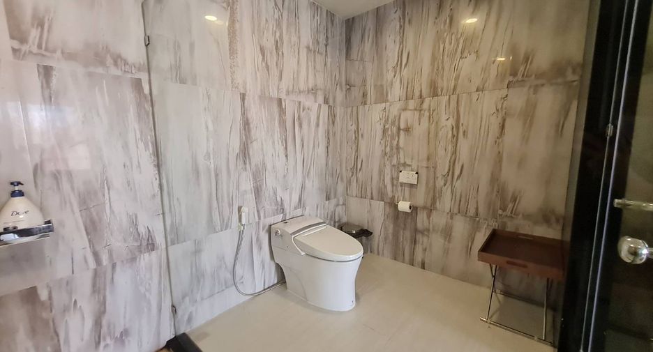 Wohnung zur Miete mit 4 Zimmer in Watthana, Bangkok