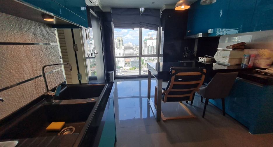 Wohnung zur Miete mit 4 Zimmer in Watthana, Bangkok