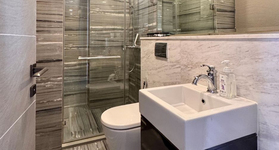 Wohnung zur Miete mit 2 Zimmer in Watthana, Bangkok