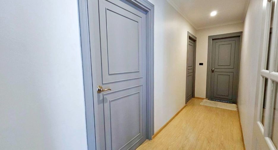 Аренда и продажа 3 спальни кондо в Кхлонг Тоеи, Бангкок