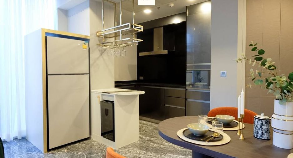 For rent 2 bedrooms condo in Watthana, Bangkok
