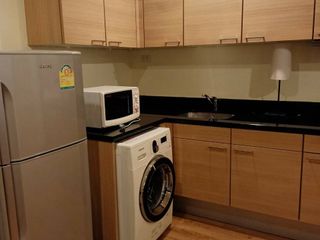 For rent 1 bed condo in Pathum Wan, Bangkok