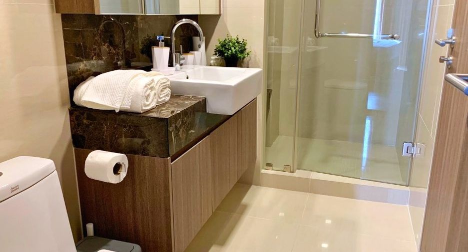 For rent 1 bed condo in Watthana, Bangkok