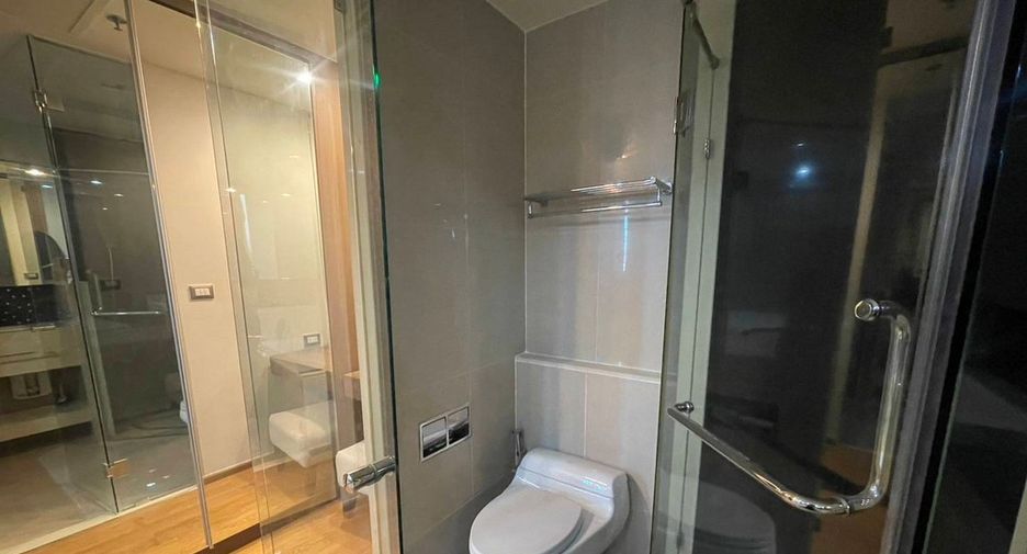 For rent 2 bedrooms condo in Sathon, Bangkok