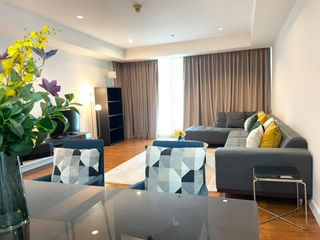 For rent 3 bedrooms condo in Khlong Toei, Bangkok