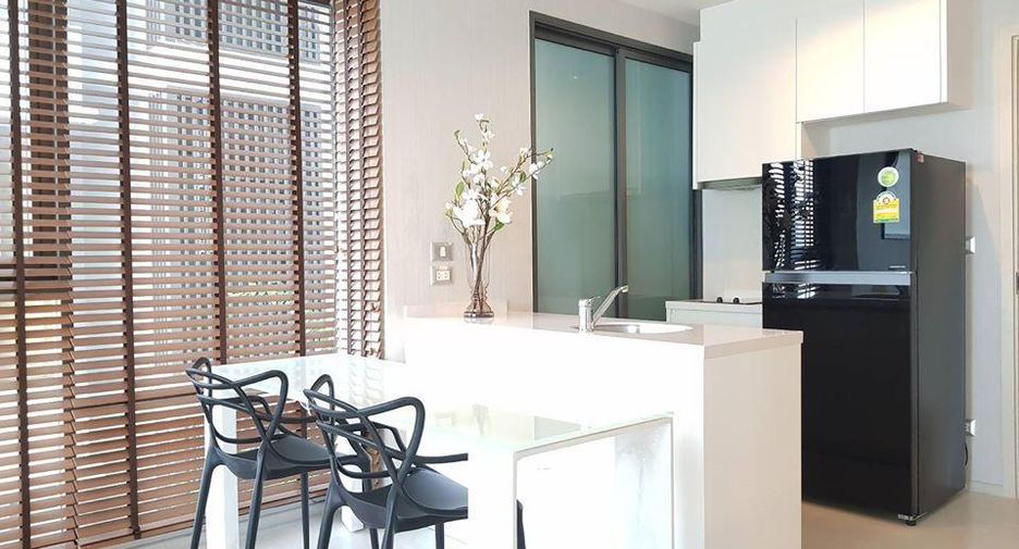 For rent 1 bed condo in Khlong Toei, Bangkok