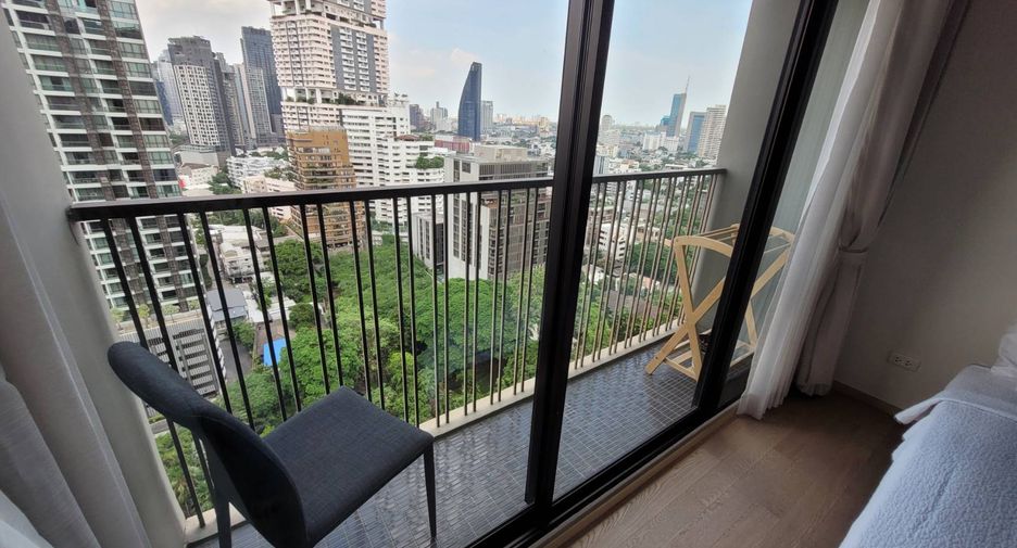 For rent 1 bed condo in Khlong Toei, Bangkok