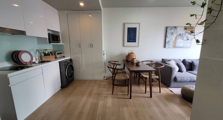 For rent 1 bed condo in Khlong Toei, Bangkok