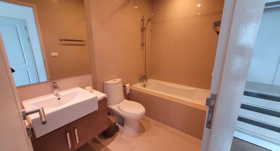 For rent 1 bed condo in Khlong Toei, Bangkok