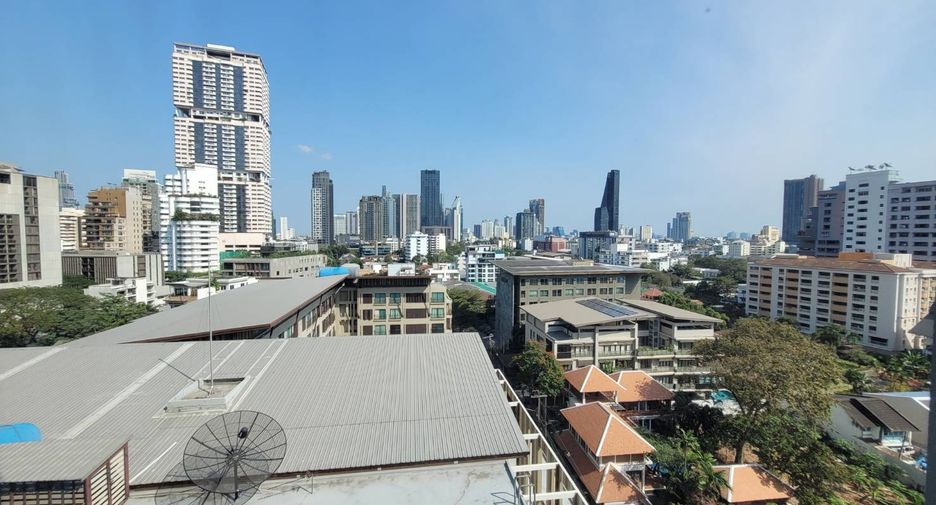 For rent 2 ベッドルーム condo in Khlong Toei, Bangkok