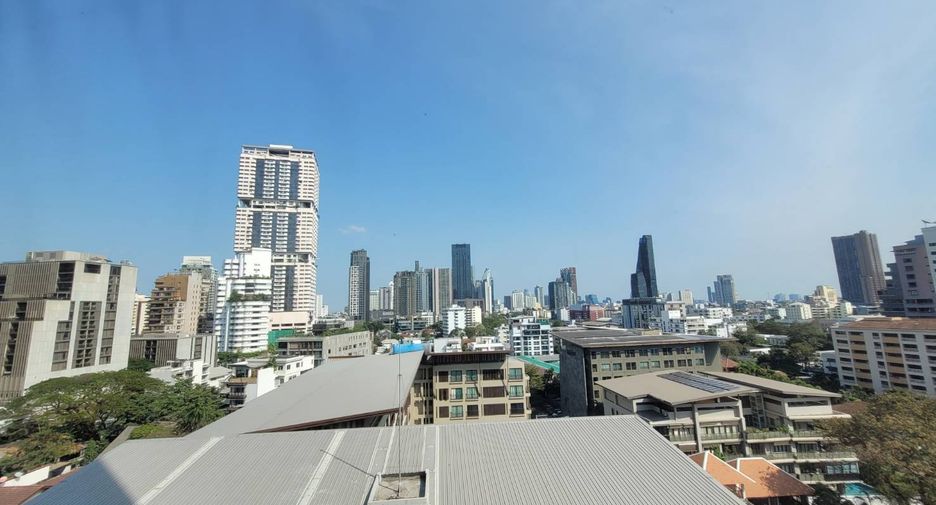 For rent 2 ベッドルーム condo in Khlong Toei, Bangkok