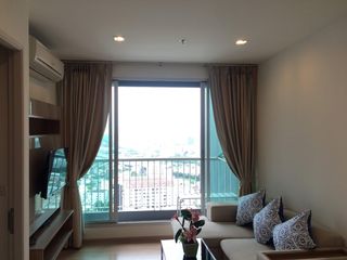 À louer 1 chambre condo à Phra Khanong, Bangkok