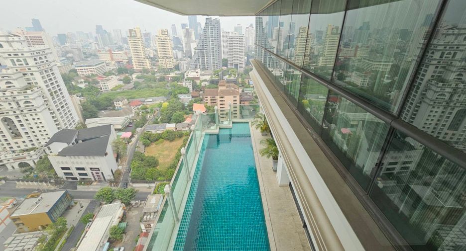 Wohnung zur Miete und zum Kauf mit 3 Zimmer in Watthana, Bangkok