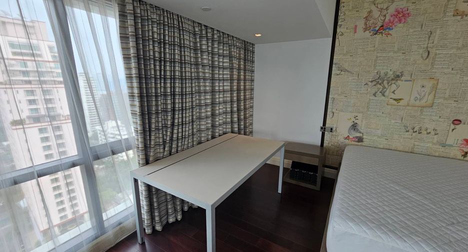 Wohnung zur Miete und zum Kauf mit 3 Zimmer in Watthana, Bangkok