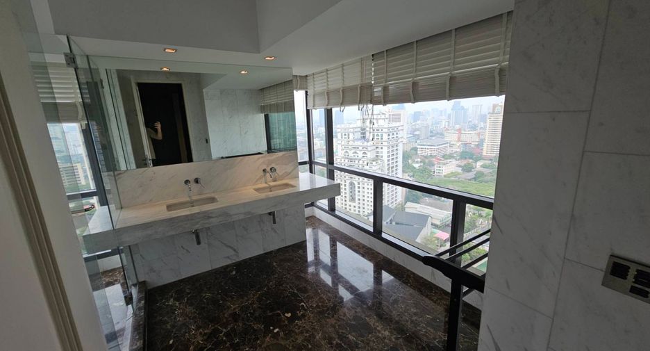 Wohnung zur Miete und zum Kauf mit 3 Zimmer in Watthana, Bangkok
