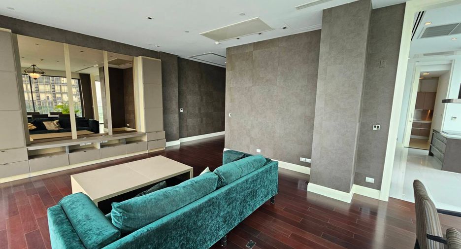 Wohnung zur Miete und zum Kauf mit 3 Zimmer in Watthana, Bangkok