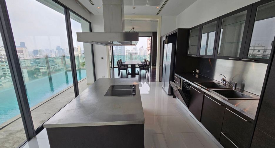 Wohnung zur Miete und zum Kauf mit 3 Zimmer in Watthana, Bangkok