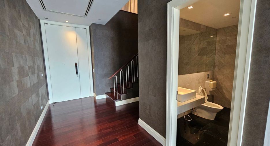 Wohnung zur Miete und zum Kauf mit 3 Zimmer in Watthana, Bangkok