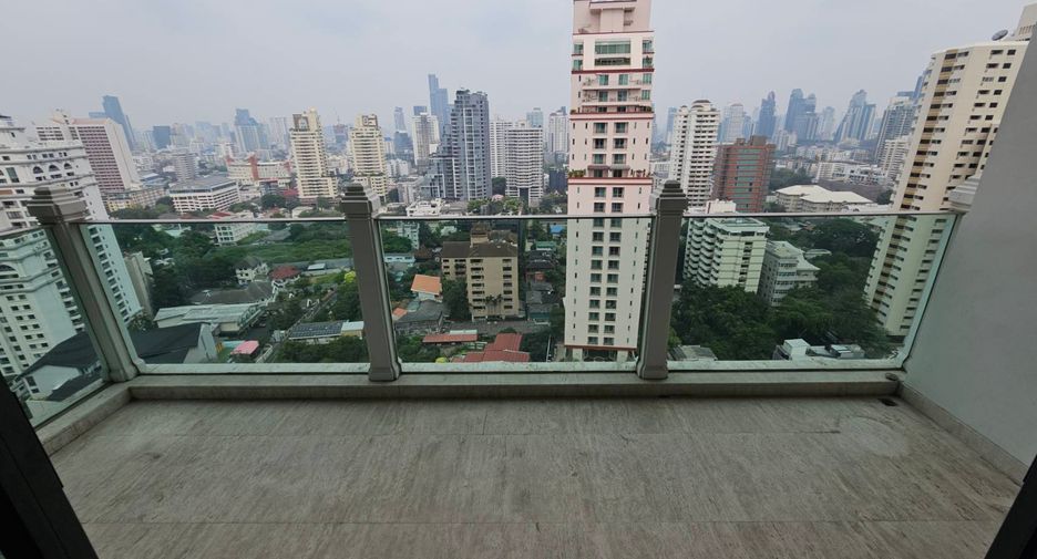Wohnung zur Miete und zum Kauf mit 3 Zimmer in Watthana, Bangkok