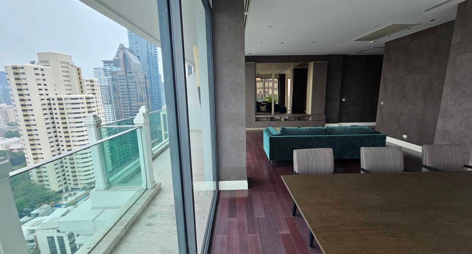 Wohnung zur Miete und zum Kauf mit 3 Zimmer in Watthana, Bangkok