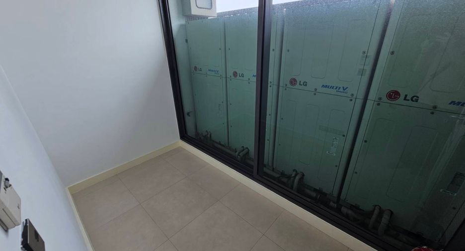 Wohnung zur Miete und zum Kauf mit 3 Zimmer in Watthana, Bangkok