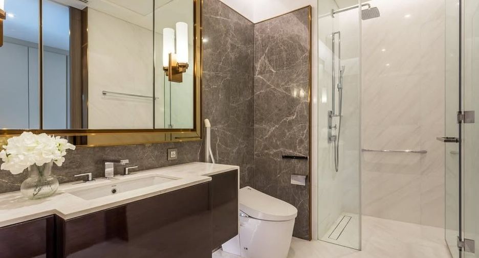 For rent 1 bed condo in Pathum Wan, Bangkok