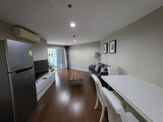 Продажа и аренда 3 спальни кондо в Хуаи Кхщанг, Бангкок
