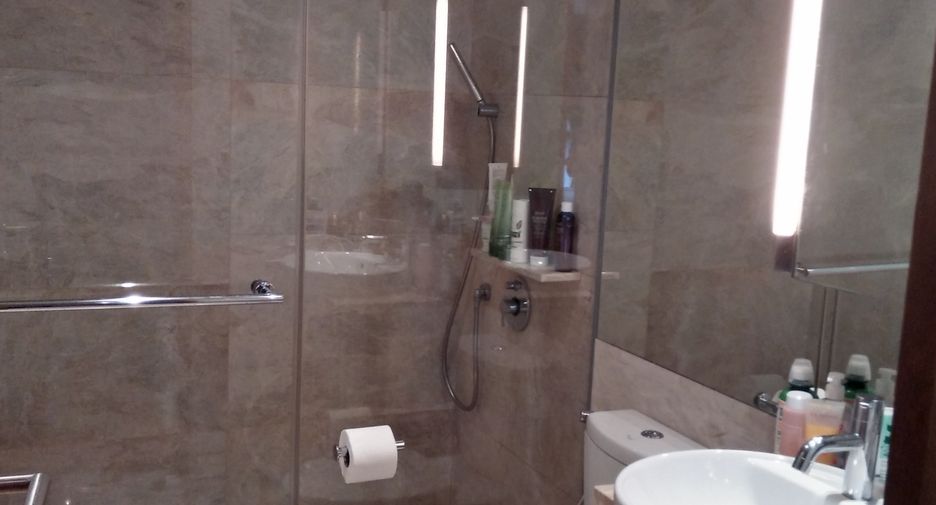 Wohnung zur Miete mit 2 Zimmer in Sathon, Bangkok
