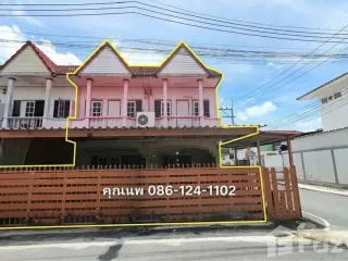For sale 4 bedrooms townhouse in Uthai, Phra Nakhon Si Ayutthaya