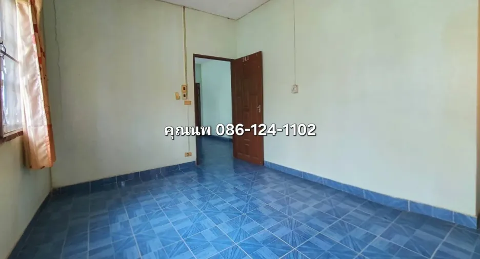For sale 4 bedrooms townhouse in Uthai, Phra Nakhon Si Ayutthaya