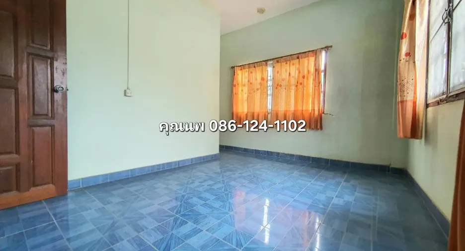 For sale 4 bedrooms townhouse in Uthai, Phra Nakhon Si Ayutthaya