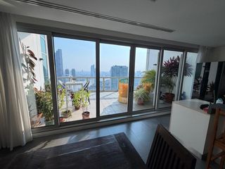 For sale 5 bedrooms condo in Sathon, Bangkok
