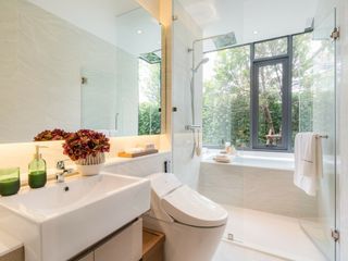Продажа 2 спальни кондо в Ратчатхещи, Бангкок