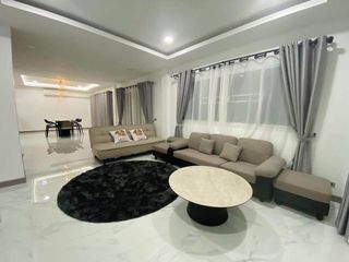 Casa en alquiler de 4 habitaciones en Mueang Chiang Mai, Chiang Mai