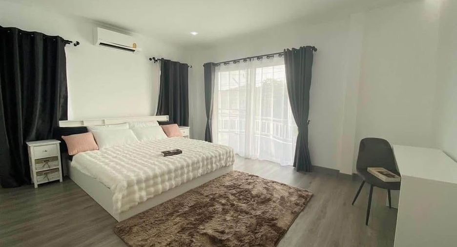 Casa en alquiler de 4 habitaciones en Mueang Chiang Mai, Chiang Mai
