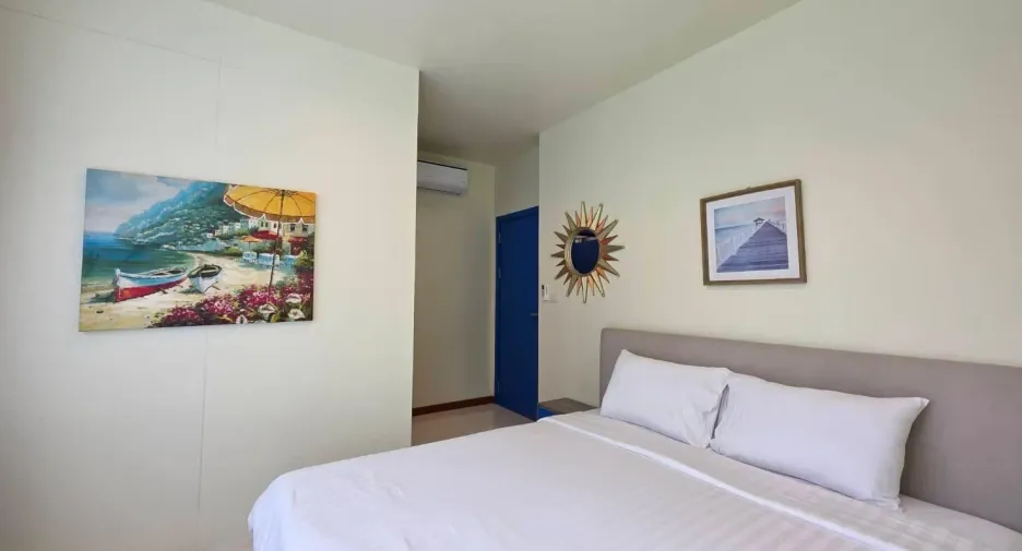 For rent 2 bedrooms condo in Mueang Phuket, Phuket