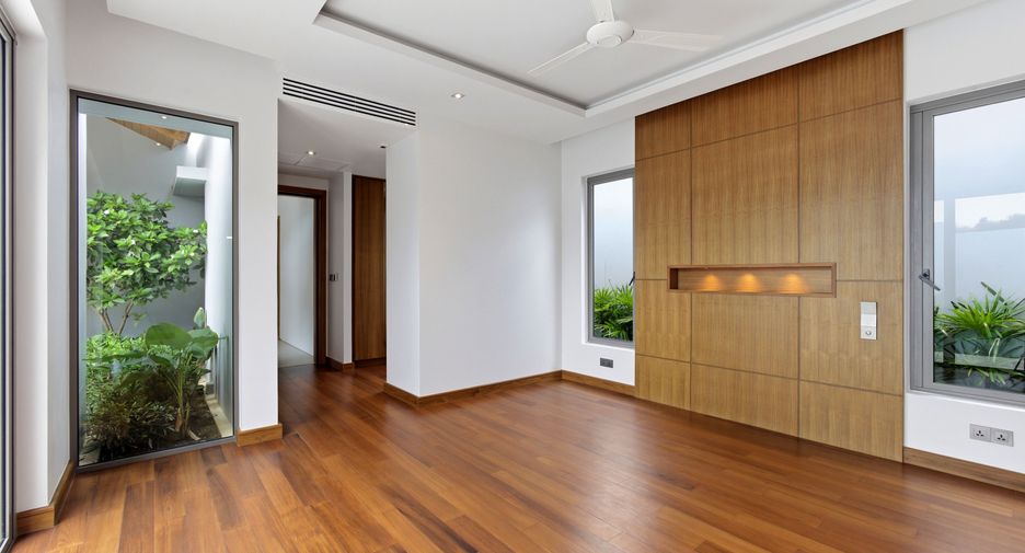 For sale 3 bedrooms villa in Thalang, Phuket