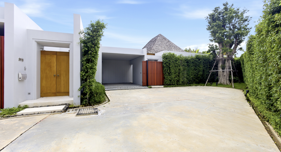For sale 3 bedrooms villa in Thalang, Phuket
